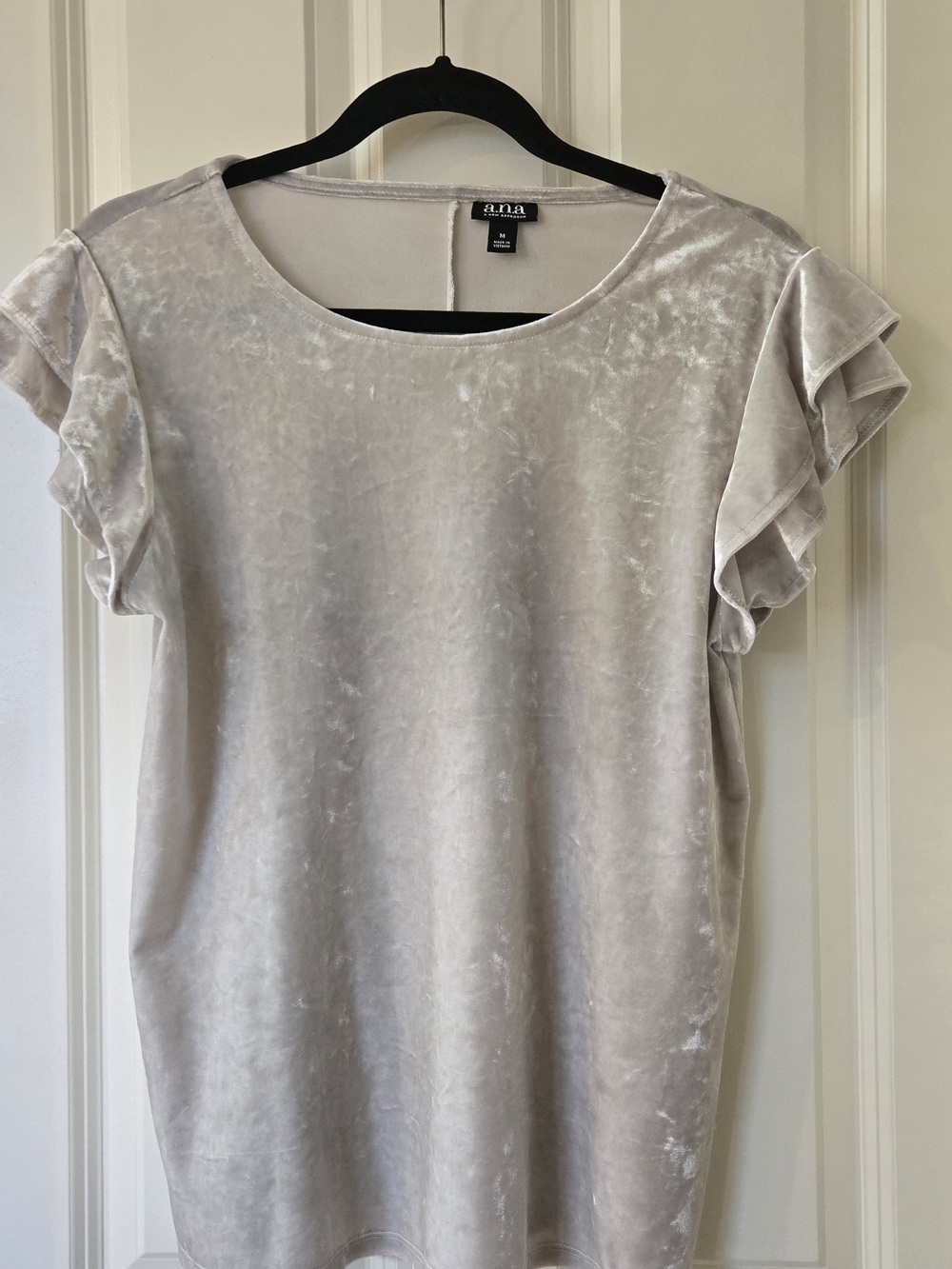 a.n.a Light Gray Velvet Ruffle Sleeve Tee